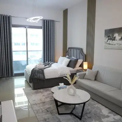 Elegant Studio - Dubai Marina - 5 mins from JBR Beach & The walk
