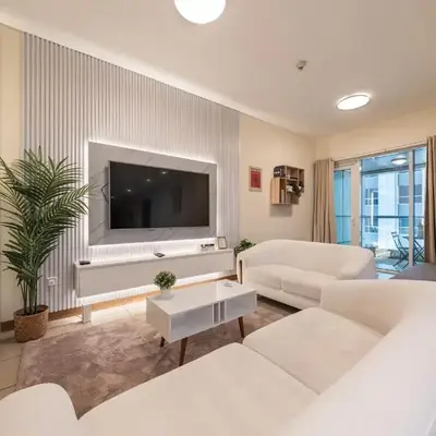 Spacious Upgraded & Elegant - 1BR