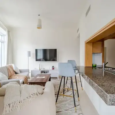 2BR Luxury Apartment in Downtown Opposite Mall and Fountain Entrance