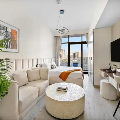 Studio Azizi Riviera 35