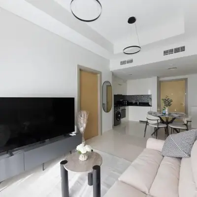 Cozy 2BR in Business Bay