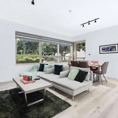 Luxury 2BR Apartment Near JBR Beach with Pool and Gym Access