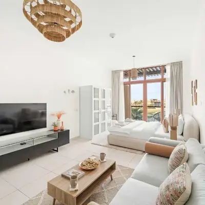 Silkhaus Offshore Studio in Palm Views East Tower