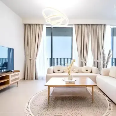 Lavish 3BR Apartment with Assistant Room in Habour Gate Tower
