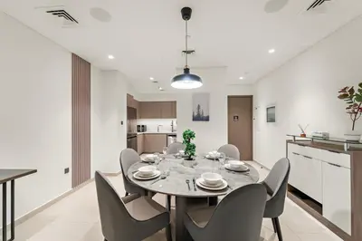 Gallery image of Luxe 4BR with Burj View l Pool & Gym in Dubai