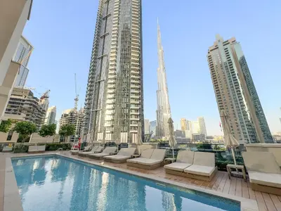 Gallery image of Luxe 4BR with Burj View l Pool & Gym in Dubai
