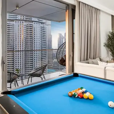 Royal Vista - Luxury 4BR Apartment at Boulevard Point - Downtown