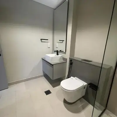 Brand New Designer 1-Bedroom Apartment With Free Parking