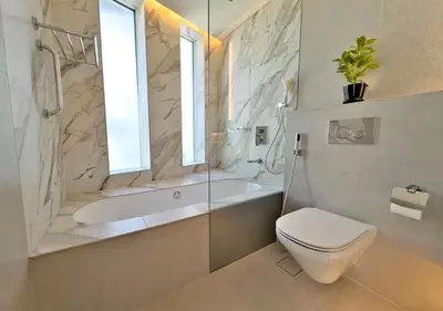 Gallery image of Luxury Full Marina View 1 Bedroom Hall & Infinity Pool on Marina Walk in Dubai