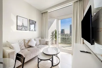 Gallery image of beautiful canal view 1-bedroom apartment in the heart of business bay in Dubai