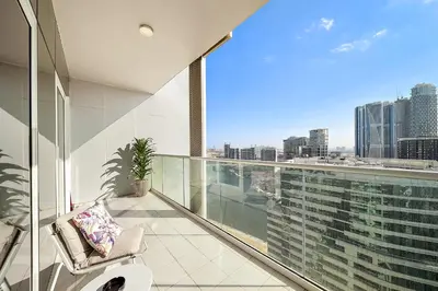 Gallery image of beautiful canal view 1-bedroom apartment in the heart of business bay in Dubai