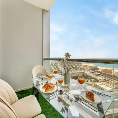 Luxurious 2BR Stay Marina View