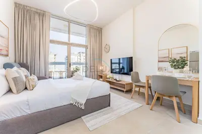 Gallery image of Community View Studio with Exclusive Private Balcony, Azizi Star, Jebel Ali by Deluxe Holiday Homes in Dubai