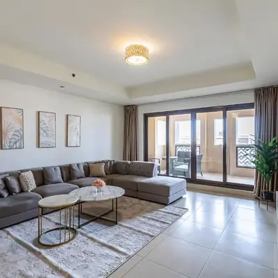 Balqis I Renovated 3BDR with 1 maid room I Palm Jumeirah