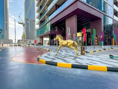 Gallery image of Jumeirah Lake Towers Stunning lake view Apartment MBL Royal Managed by SunnyHomes in Dubai