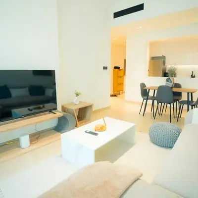 Luxury 2 bedroom Unit