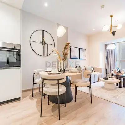Redesigned High-Rise 1BR Near Key Landmarks