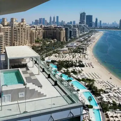 High End 4BR Penthouse with Private Pool and Skyline Views