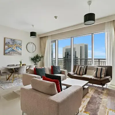 Elegant Creekside 1BR with Panoramic Views