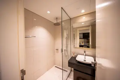 Gallery image of Cosy Studio at Damac Majestine in Dubai