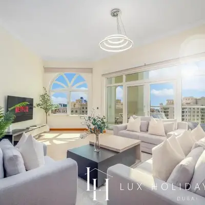 LUX The Shoreline Palm Island Skyline Suite 2