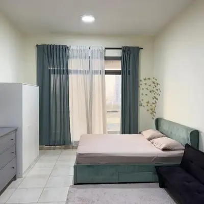 Spacious Studio in Dubai Sports City