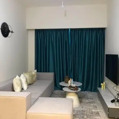 2 bhk 3 mins in down town