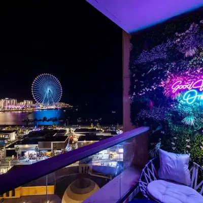 Dubai Eye and Sunset Views 1 Bedroom Apartment with Direct Beach Access