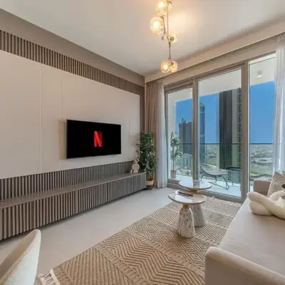 Sky-High Downtown 1BR Steps from Burj Khalifa