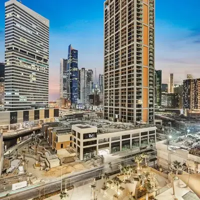 Luxury 1BR in Business Bay with Burj Khalifa Views