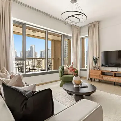 Silkhaus Elite 1BDR at 29 Boulevard Downtown