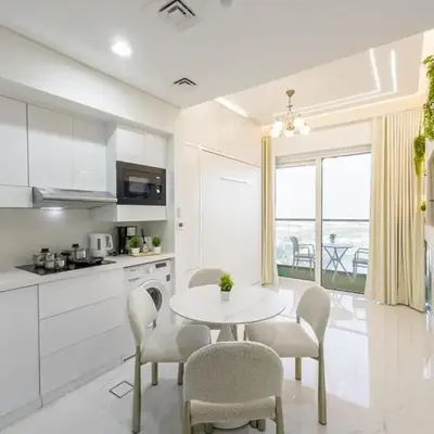 Designer 1BR I Golf View I Comfortably Sleeps 4