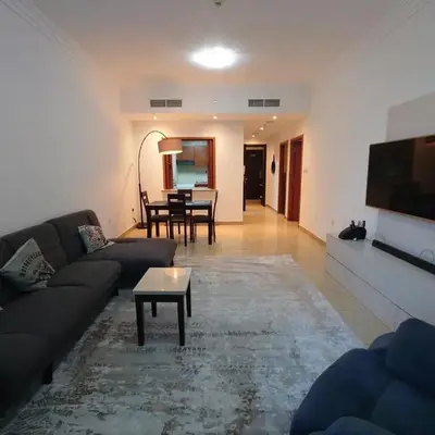 Spacious 1 Bedroom Plus Hall in Mag218