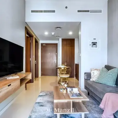 1BR Apartment with Canal View near Dubai Mall & Burj Khalifa