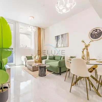 City Views 2BR and Assistant Room with Mini Private Pool in Balcony