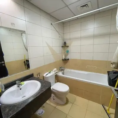 Luxury hub