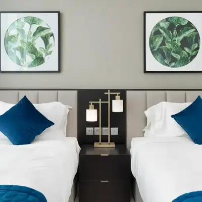 BellaViu Holiday Homes-From City Rush to Calm -2BR Retreat in DAMAC Prive