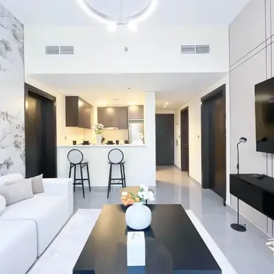 Luxury 2BR in Merano Tower & Stunning Canal Views