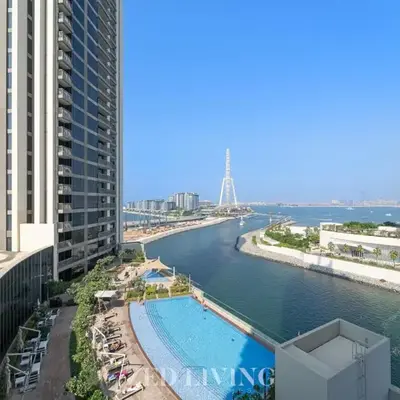 Emaar 5242 - Stunning Sea View Stay in Prime Waterfront Location - Zed Living