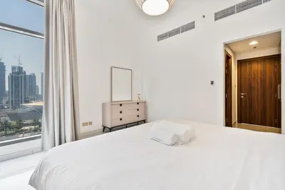 Gallery image of 1BR Gem with Lake and Sea View Plus Pool and Gym Access in Dubai