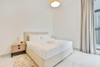 Gallery image of 1BR Gem with Lake and Sea View Plus Pool and Gym Access in Dubai