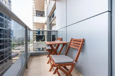 Gallery image of 1BR Gem with Lake and Sea View Plus Pool and Gym Access in Dubai