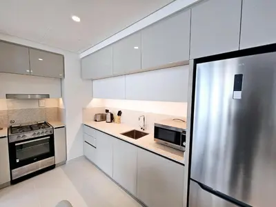 Gallery image of Spectacular 1 Bedroom in Marina Vista - Private Beach access in Dubai