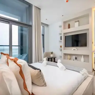Gem in the heart of Business Bay - 15 Northside