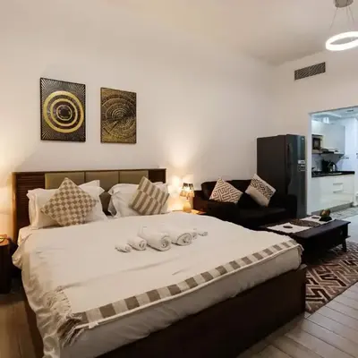 Modern Studio Fully Furnished Oxford Residence