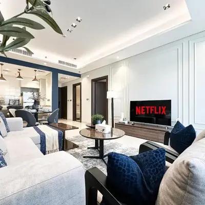 Trophy-Luxe Living in a Blue-Hued Haven