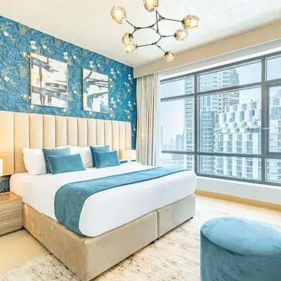 Luxury Stay - Private Jacuzzi - Infinity Pool - Marina & Sea Views - High Floor - Upgraded - Designer - Squash