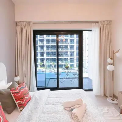 Luxury & City Views Studio in Azizi Riviera
