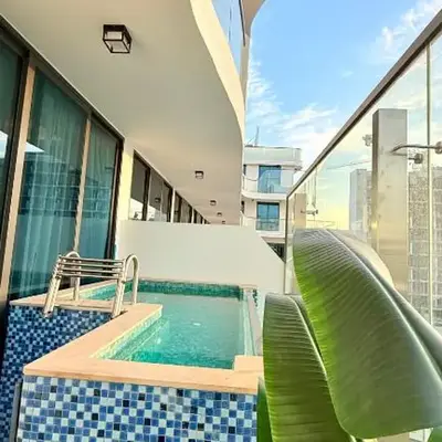 Appartement de Luxe 1 Chambre avec Piscine Privée sur Balcon