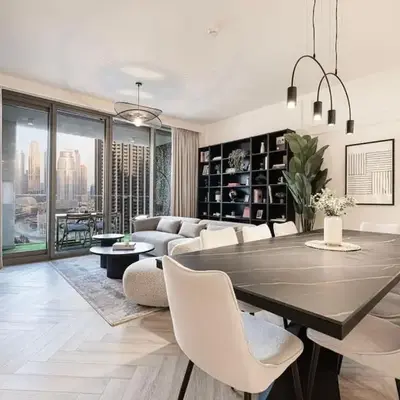 Spacious 4-Bedroom Apartment with Full Fountain and Burj Khalifa Views - 10 min Walk to Dubai Mall
